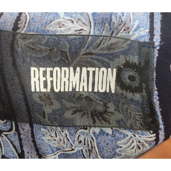 Reformation Wrap Dress floral print Size 4 - Picture 8 of 15